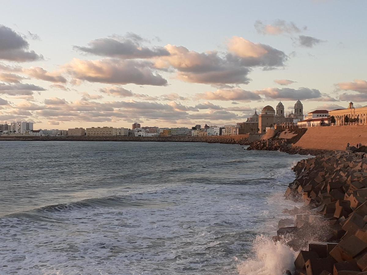 Apartamento Puerta Al Mar Cádiz Eksteriør billede